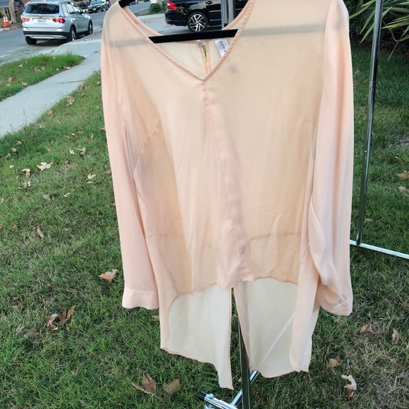 Light Pink High/Low Blouse - Picture 2 of 5